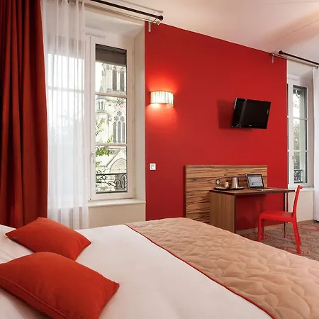 Adagio Patio Confluence 4* Lyon