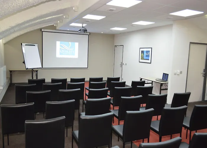Adagio Patio Confluence 아파트호텔 4*