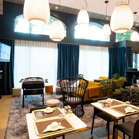 Apartahotel Adagio Patio Confluence 4*
