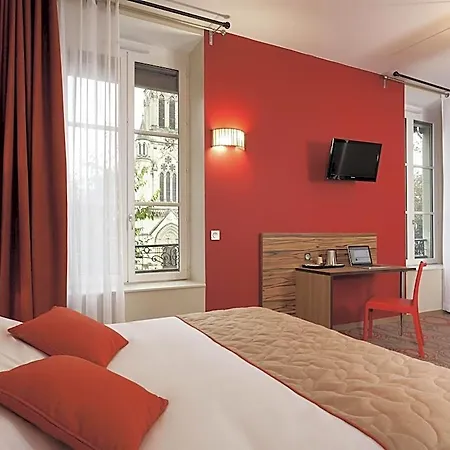 Apart-hotel Adagio Patio Confluence Lyon