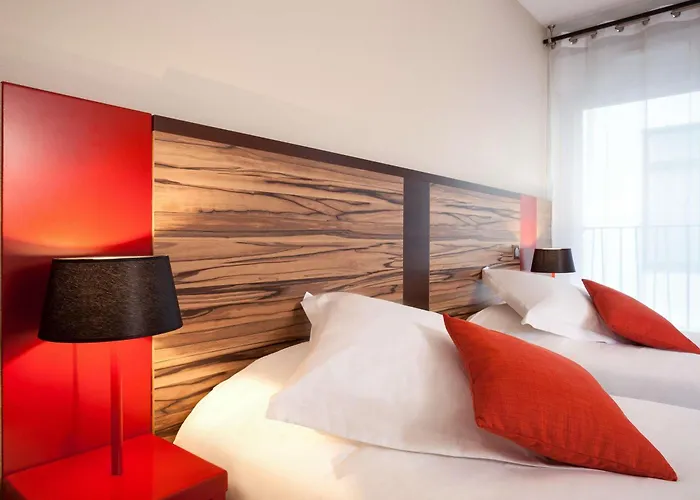 Adagio Patio Confluence Apart-hotel 4*