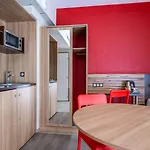 Aparthotel Adagio Patio Confluence Lione