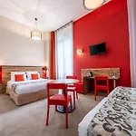 Adagio Patio Confluence Aparthotel 4*