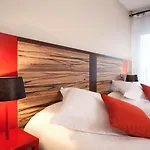 Adagio Patio Confluence 4*