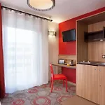 Aparthotel Adagio Patio Confluence