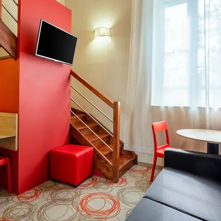 Adagio Patio Confluence 4* Lione