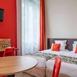 Adagio Patio Confluence 4*