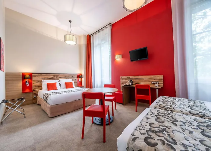Adagio Patio Confluence Aparthotel 4*