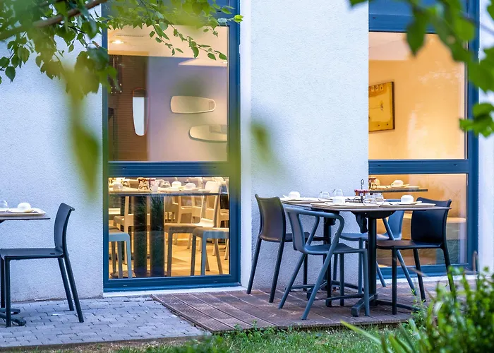 Adagio Patio Confluence 4*