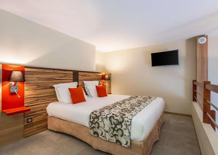 Adagio Patio Confluence 4*